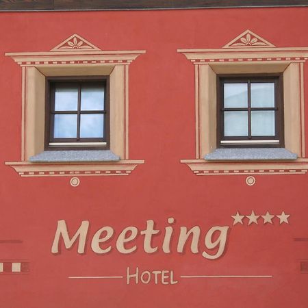 Hotel Meeting Ливиньо Екстериор снимка